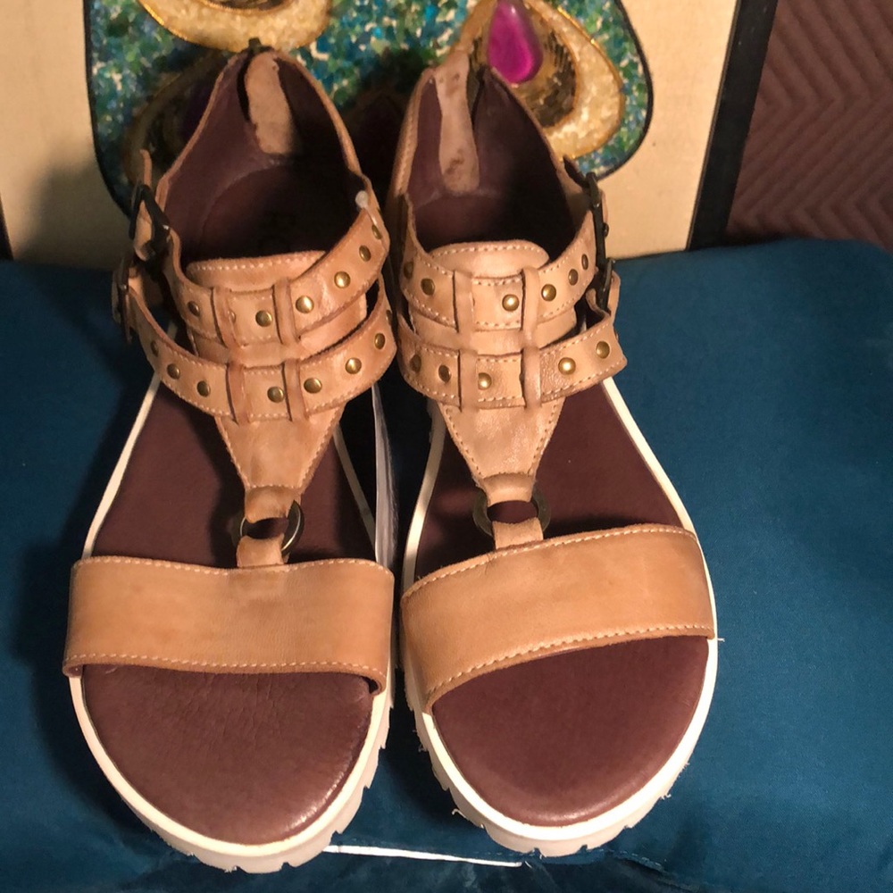 ❌❌SOLD OUT❌❌Roan Leather sandals made in India